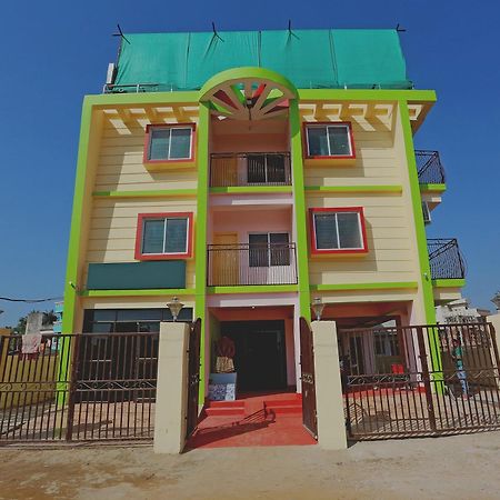 Hotel Grand Paradise Bhubaneswar Eksteriør billede