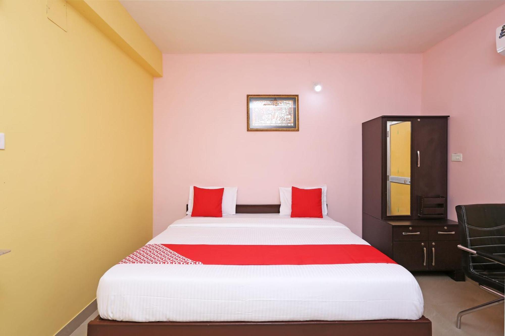 Hotel Grand Paradise Bhubaneswar Eksteriør billede